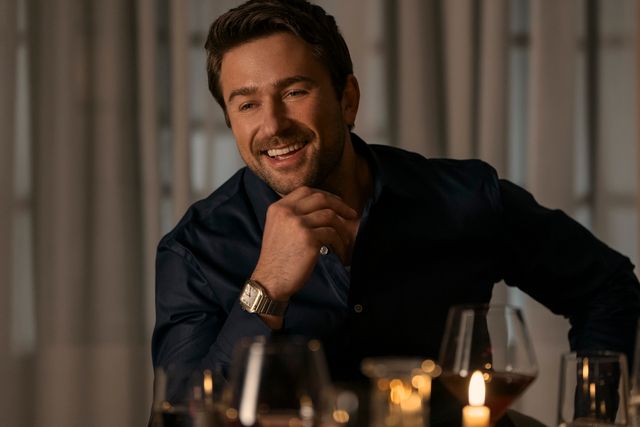 Andrew Winchester - Brandon Sklenar - La femme de ménage