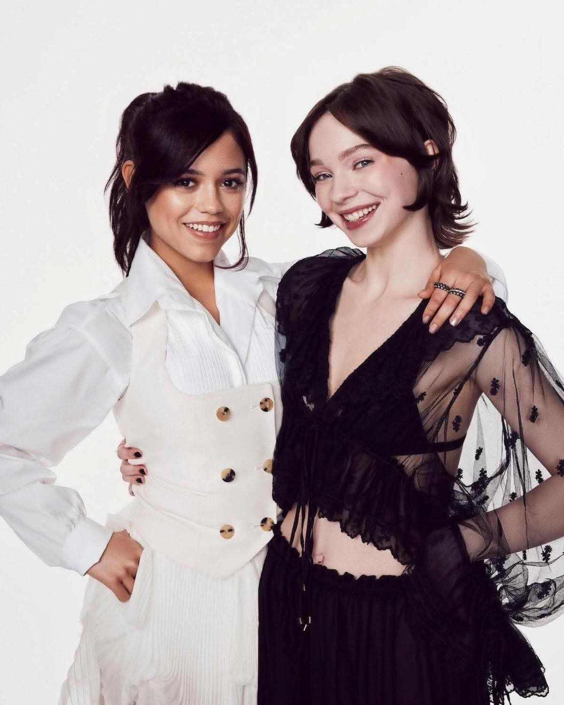 Jenna Ortega & Emma Myers - Actrices de la série « Mercredi »