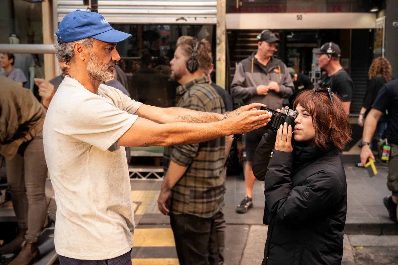 Klara et le Soleil - Film 2026 - Jenna Ortega - Tournage - Réalisateur Taika Waititi
